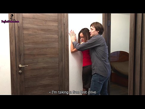 ❤️ Ang Seksi nga Realtor Makalingaw nga Gipang-ilog ang Iyang Puki ug Gikiss Samtang Nagbaligya sa Iyang Apartment - Krempai kualidad nga porn sa ceb.filmepornonline.ru ❌